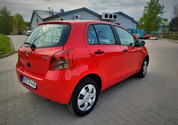 Toyota Yaris cena 14950 przebieg: 172000, rok produkcji 2008 z Zgierz małe 56